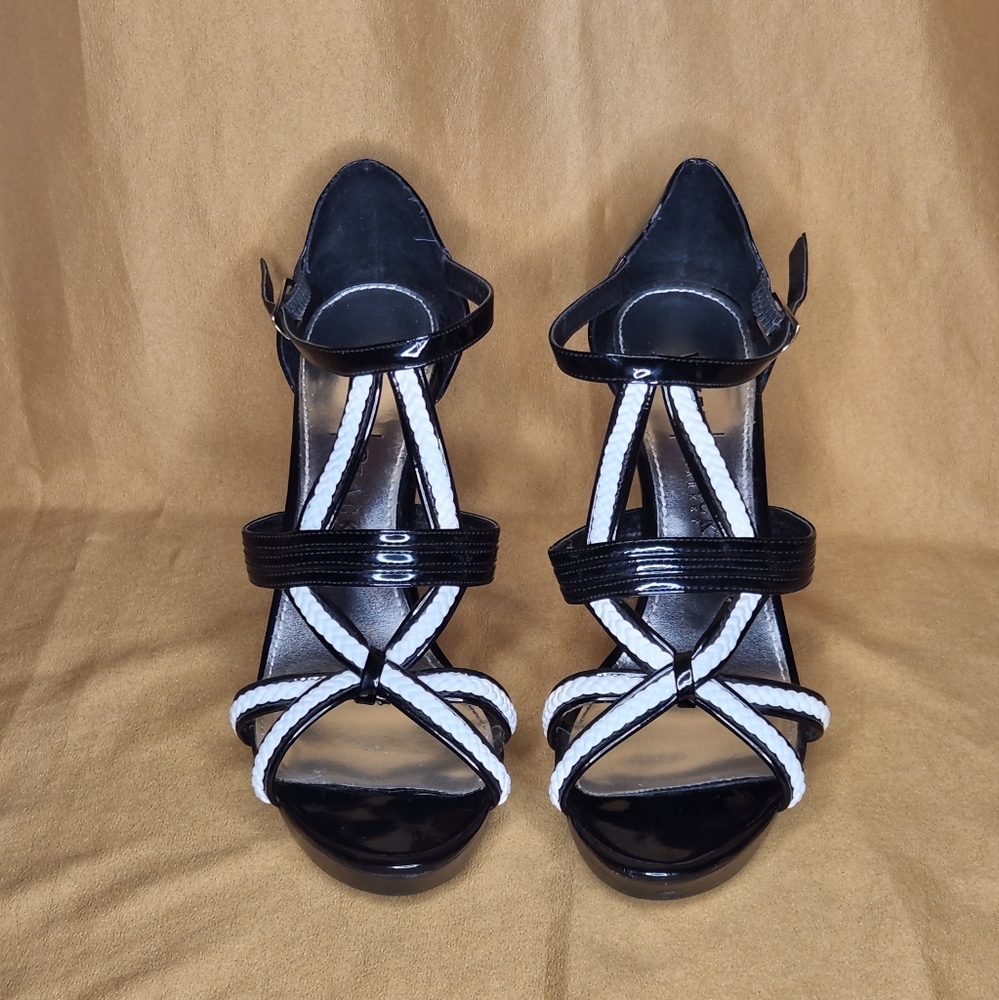 WHBM White House Black Market Sandal Heels Size 8 1/2